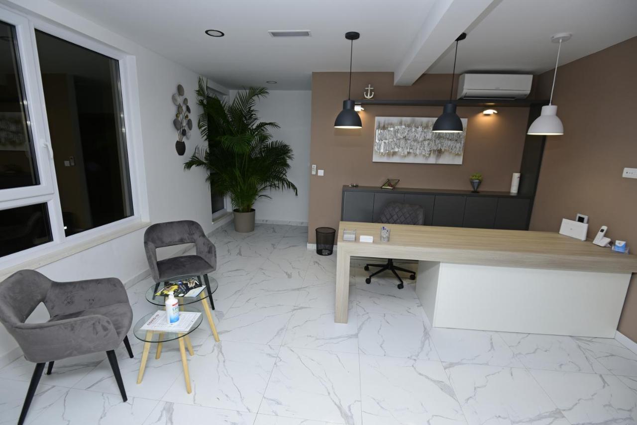 Apartments Adriatic Подстрана Экстерьер фото