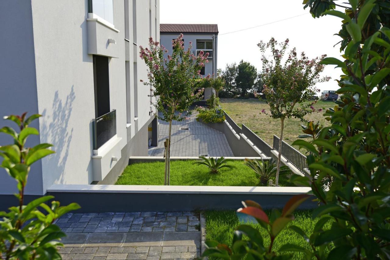 Apartments Adriatic Подстрана Экстерьер фото