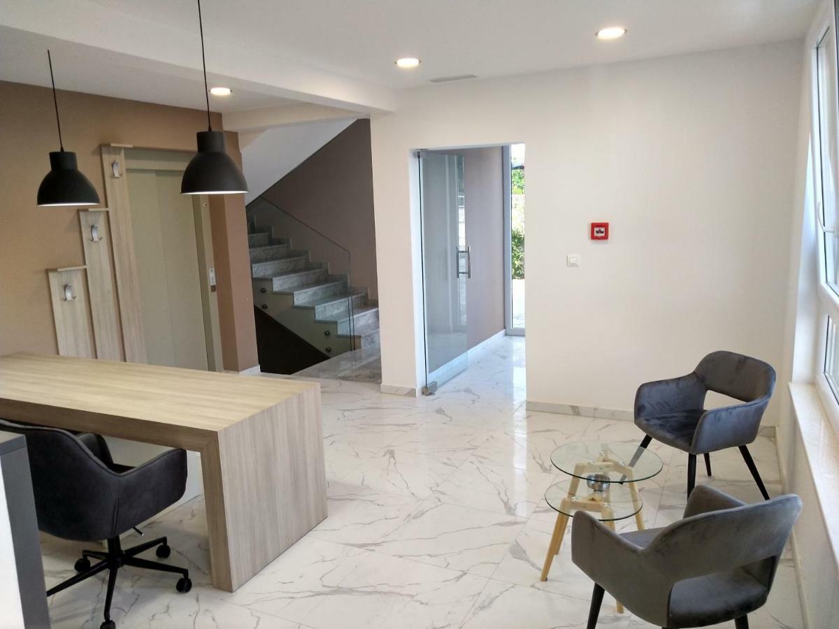Apartments Adriatic Подстрана Экстерьер фото