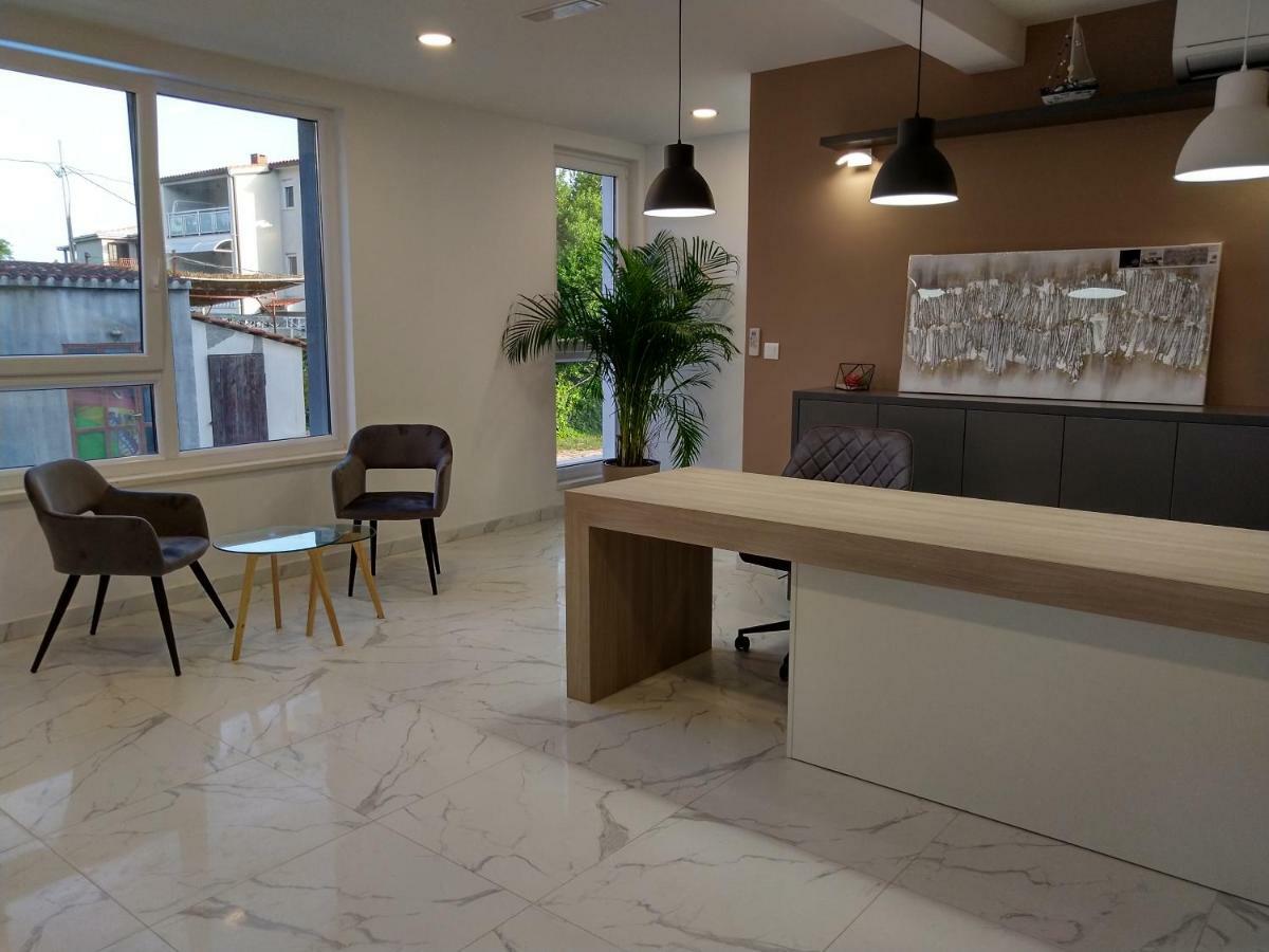 Apartments Adriatic Подстрана Экстерьер фото