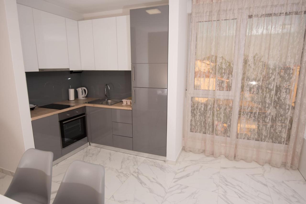 Apartments Adriatic Подстрана Экстерьер фото