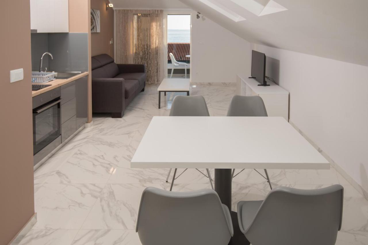 Apartments Adriatic Подстрана Экстерьер фото
